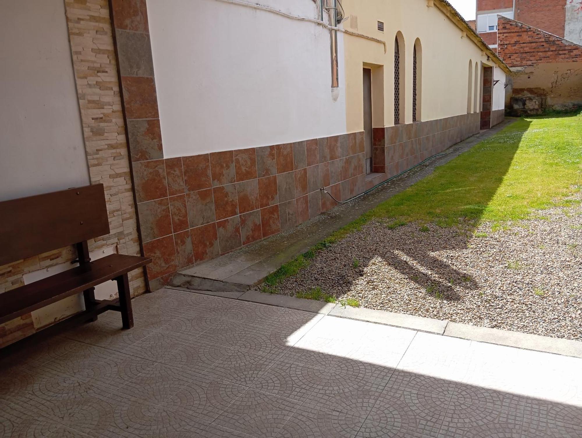 Hostal Santiago Carrion De Los Condes Bagian luar foto